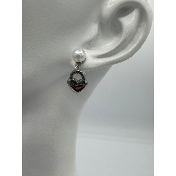 Oshena Heart Lock Pearl Drop Earrings Womens OS Silver White NEW Romantic Dainty - Picture 2 of 5